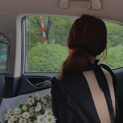 格洛丽亚在路上